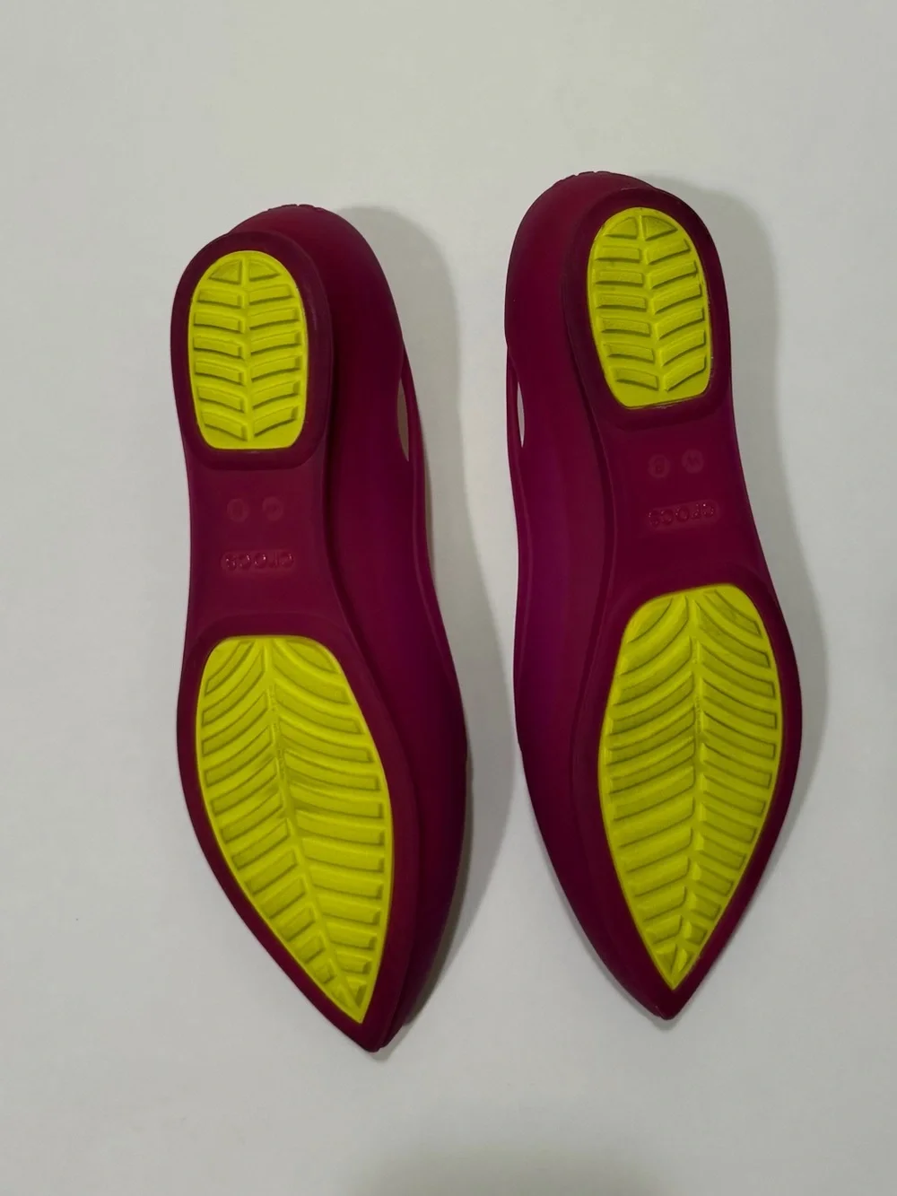 CROCS Women’s Pointed Ballet Flats in Fuchsia with Yellow Insole